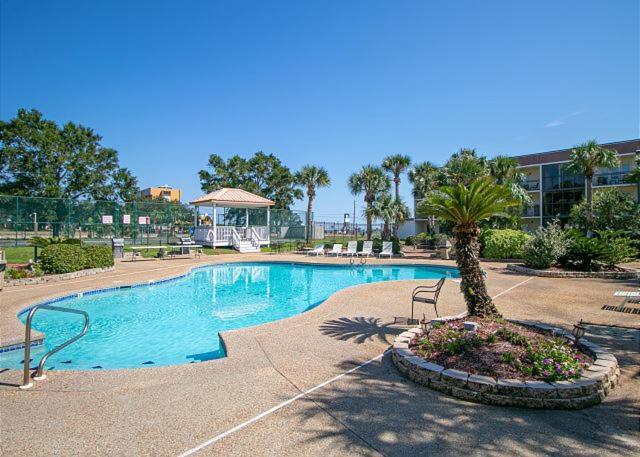 Fun 2 Bed/2 Bath Condo With Pool On Biloxi Beach Ngoại thất bức ảnh